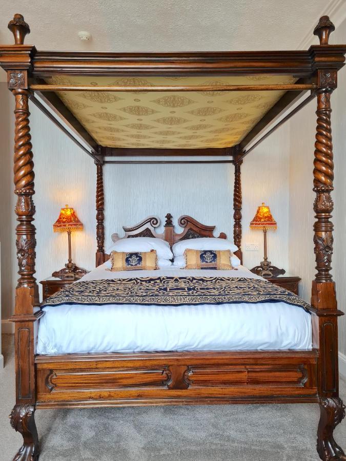Four Poster Room Sea View
